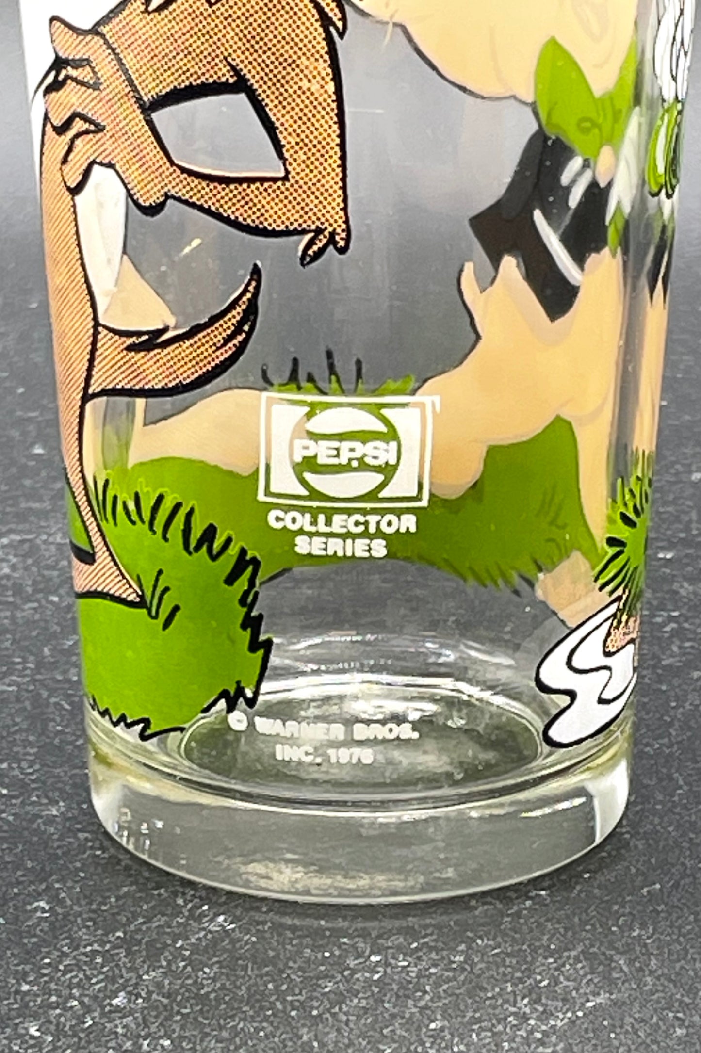 Porky Pig & Tazmanian Devil Tumbler